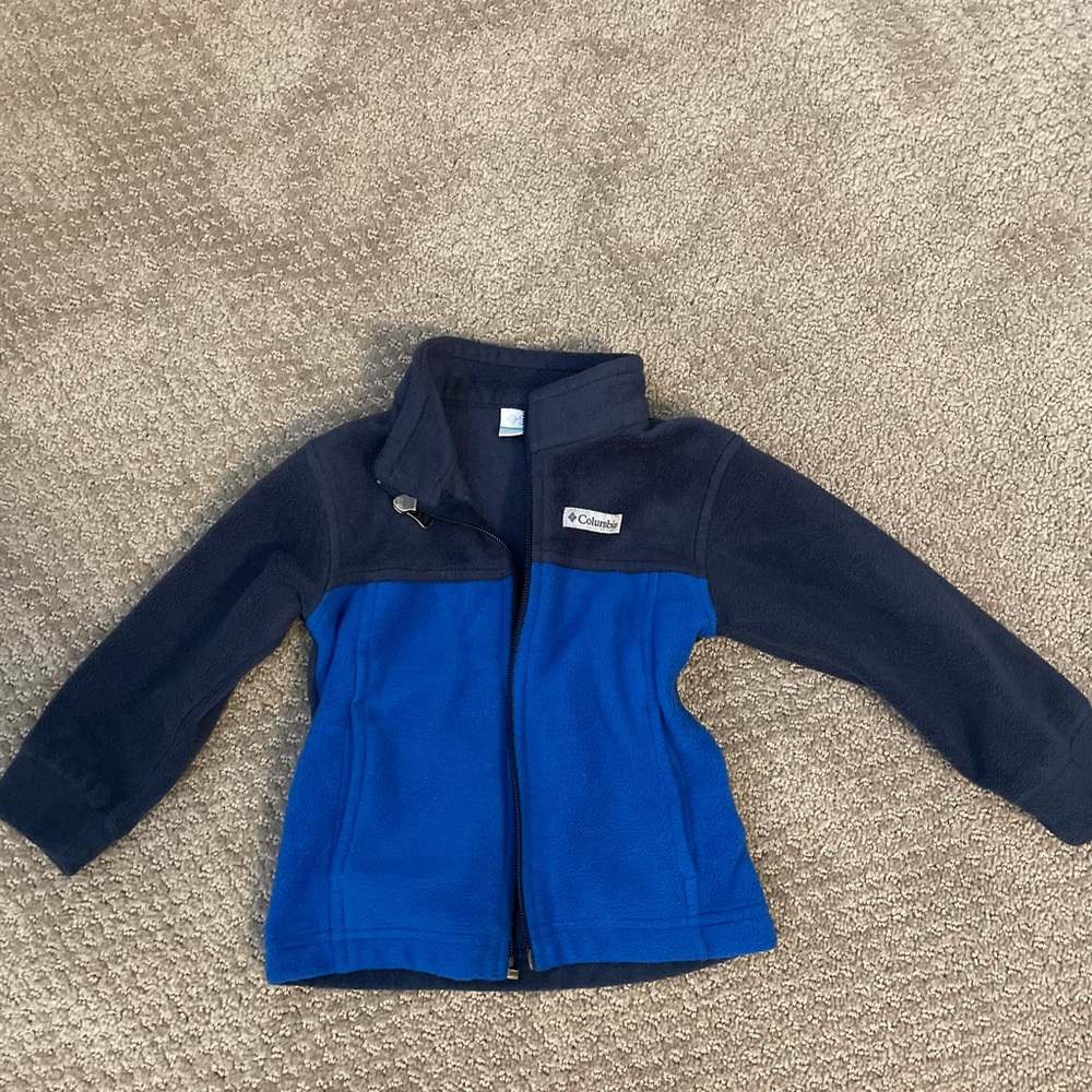 EUC boys Columbia fleece full zip jacket size 2t